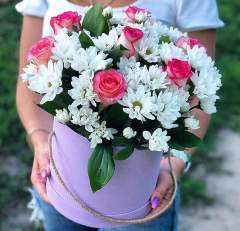 Композиция «Алла» в шляпной коробке